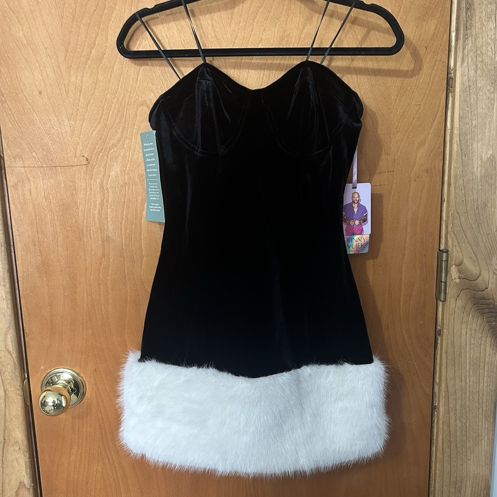 Johnny Wujek Dress Size 9 Black Velour With White Fur‎ NWT